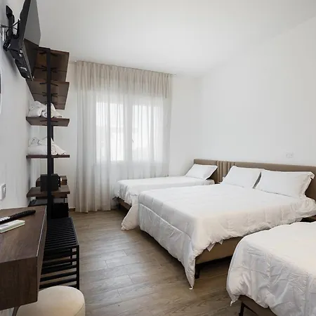 Levante Hotel