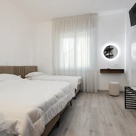 Levante Hotel 3*