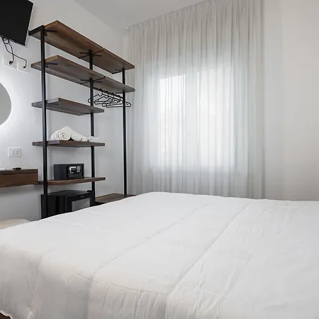 Levante Hotel