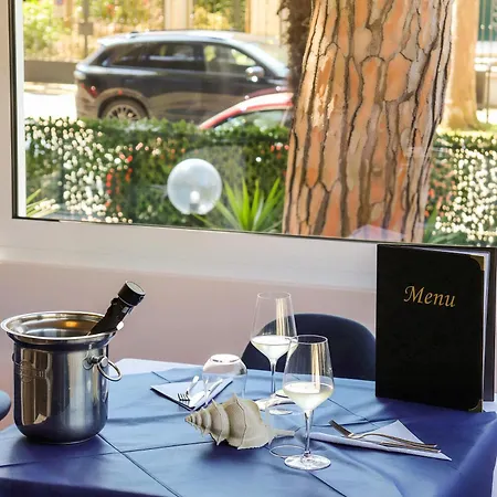 Levante Hotel 3*