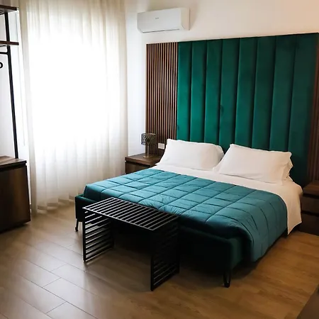 Levante 3*